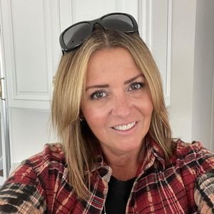 Meet your Posher, Brenda